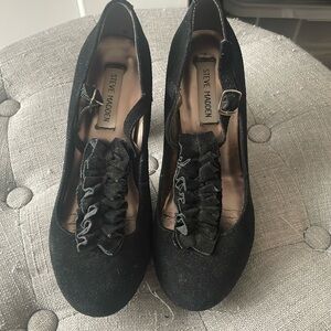 Steve Madden Suede Heels W6